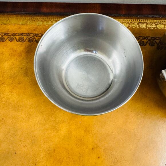 Farberware Stainless Steel 2 Piece Nesting Mixing Bowl Set Thumb Rings - Picture 3 of 9